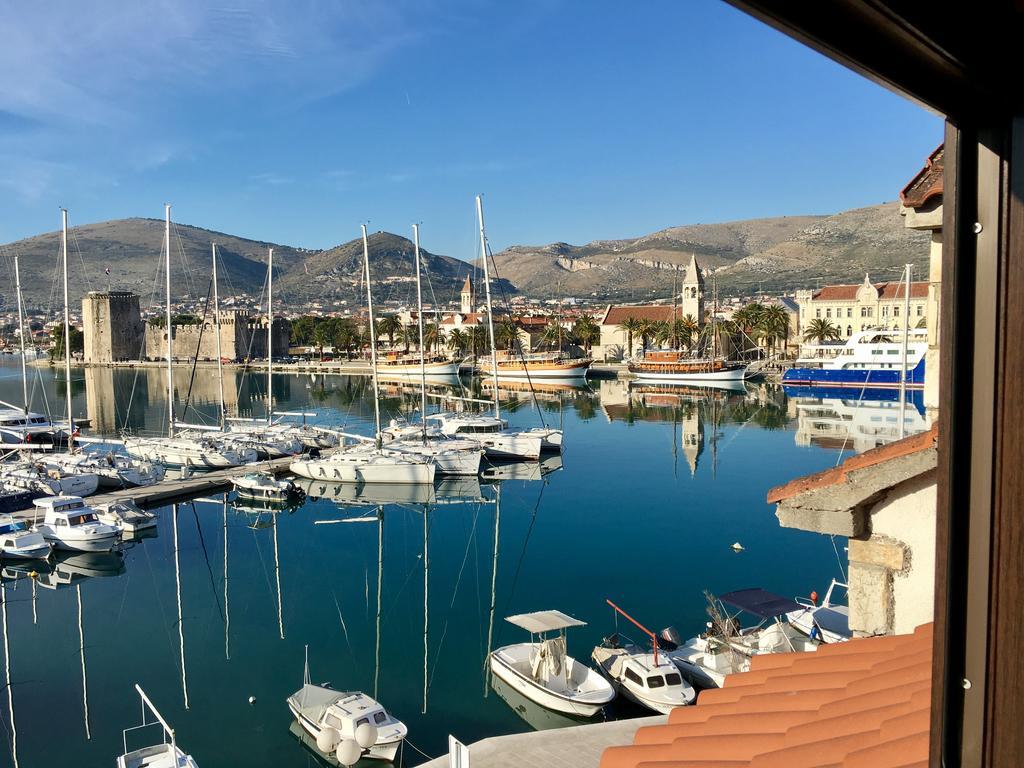 Apartments Feral Trogir Exterior photo
